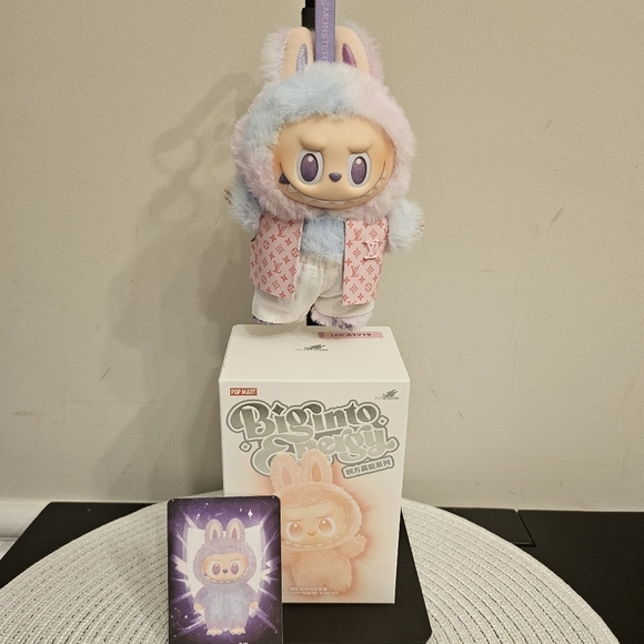POP MART Other - 💜 Authentic POP MART Labubu “Big Into Energy” Series 💜